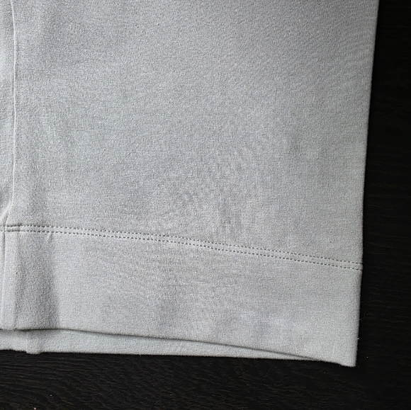 Good American NWT Essential Biker Shorts Color Agave Size 2 RN 151301 - Picture 12 of 16